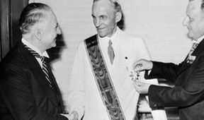 Henry Ford: Architekt amerického století