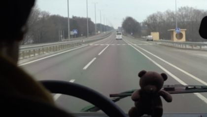 Buď láska