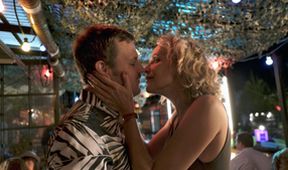 Toni - pôrodný asistent