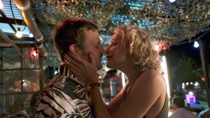 Toni - pôrodný asistent