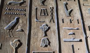 Tajemství hieroglyfů: Po Champollionových stopách