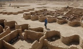 Achnaton: Tajemství zapomenutého faraona