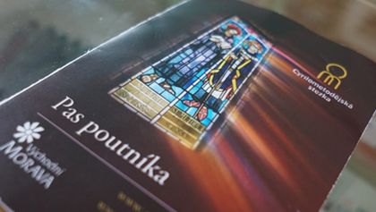 Pěšky hezky česky (1/2)